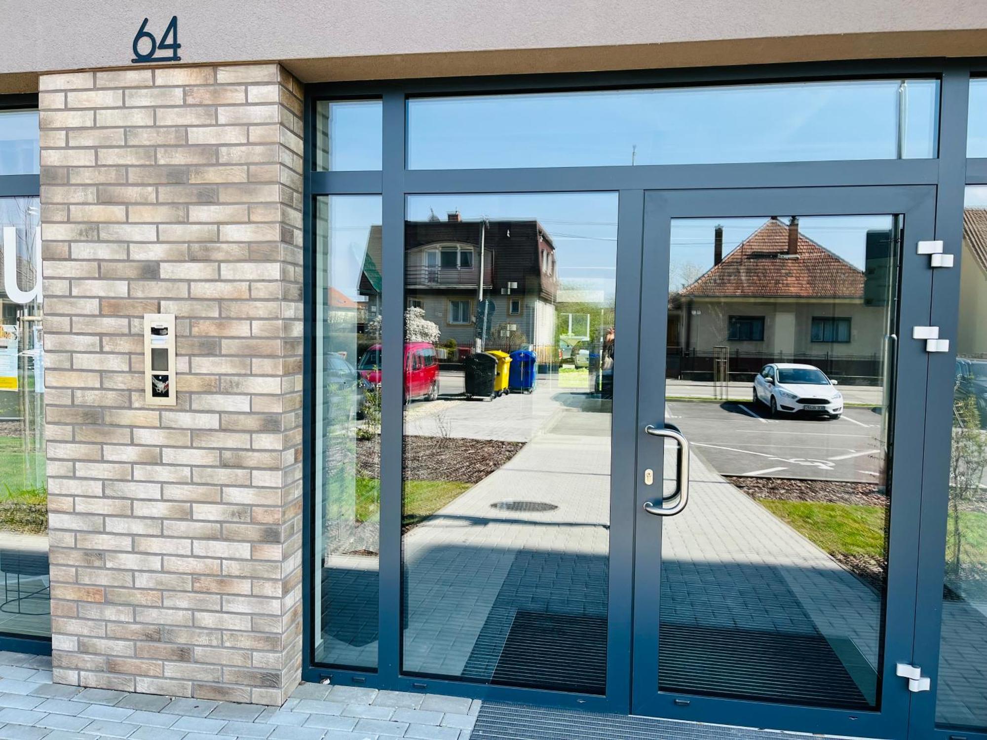 Apartamento Apartman Sitka Trenčín Exterior foto